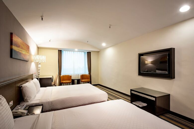 Yoyo Hotel