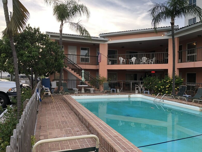Rose Motel