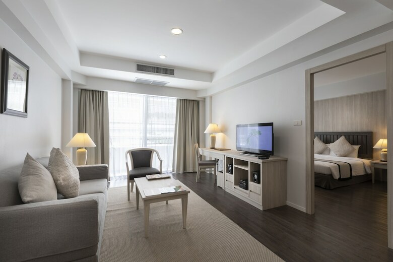 Aparthotel Karavel House Hotel & Serviced Apartments