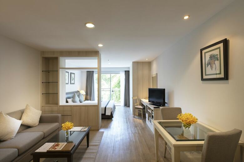 Aparthotel Karavel House Hotel & Serviced Apartments