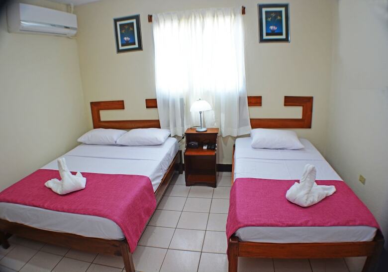 Hotel Suyapa Beach