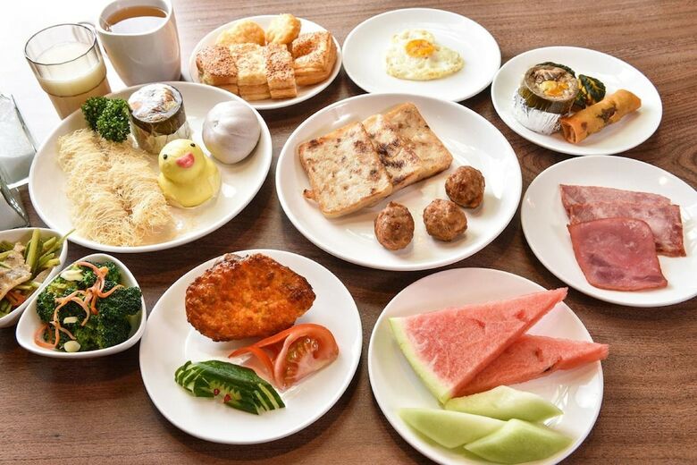 Lan Kwai Fong Garden Hotel