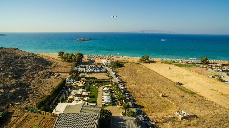 Aparthotel Anemos Suites