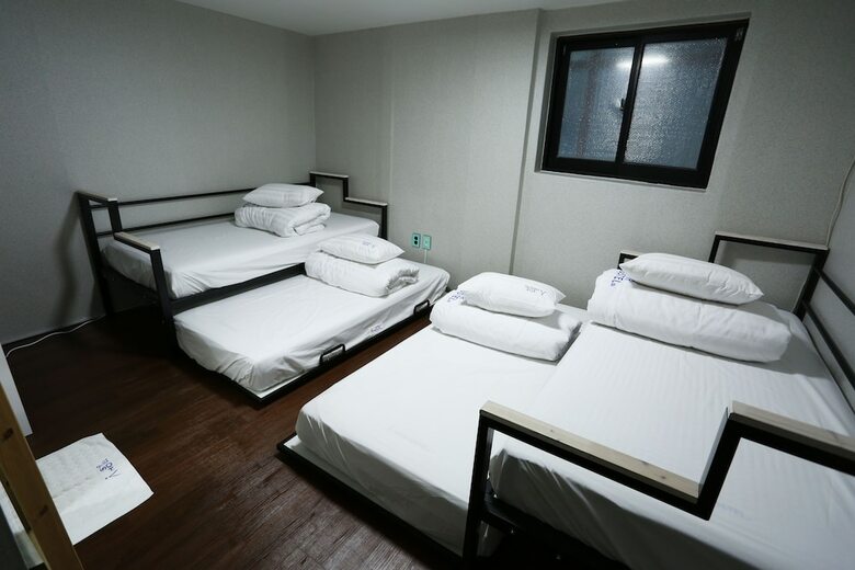 Hotel Star Hostel Myeongdong Family