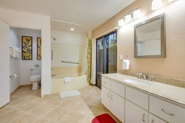 Princeville Oceanfront Villas