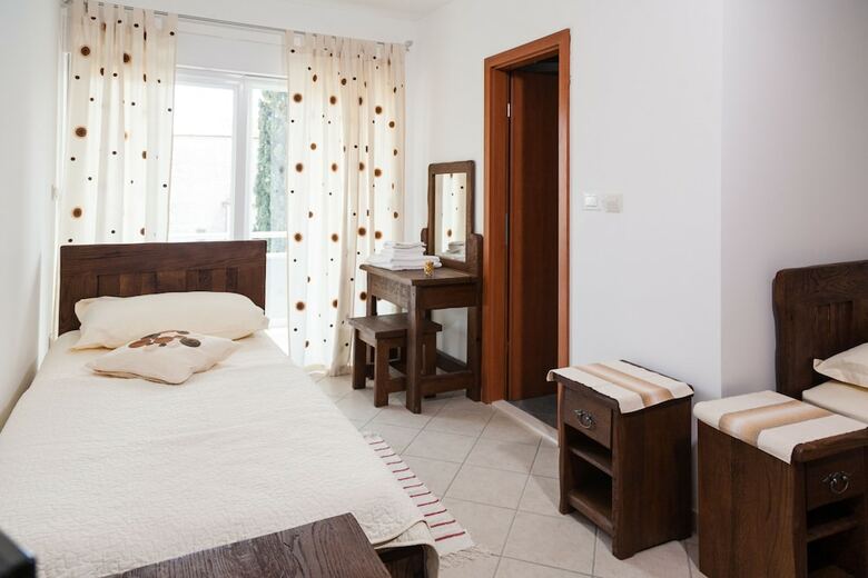 Hotel Rooms Vesna