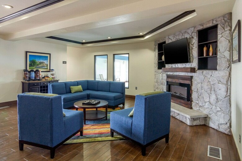 Hotel Comfort Inn