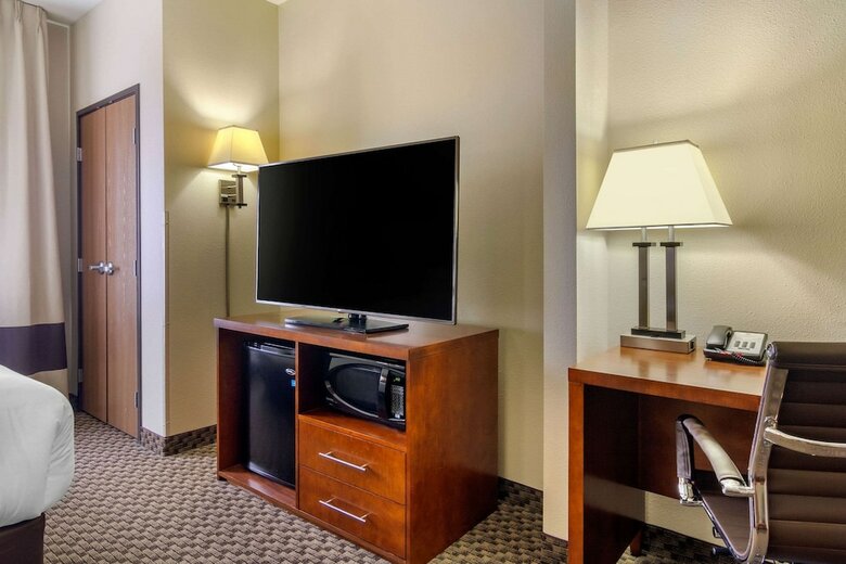 Hotel Comfort Inn