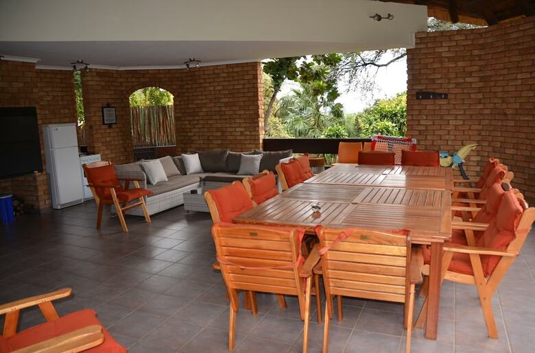 Hotel El Cazador Guest House