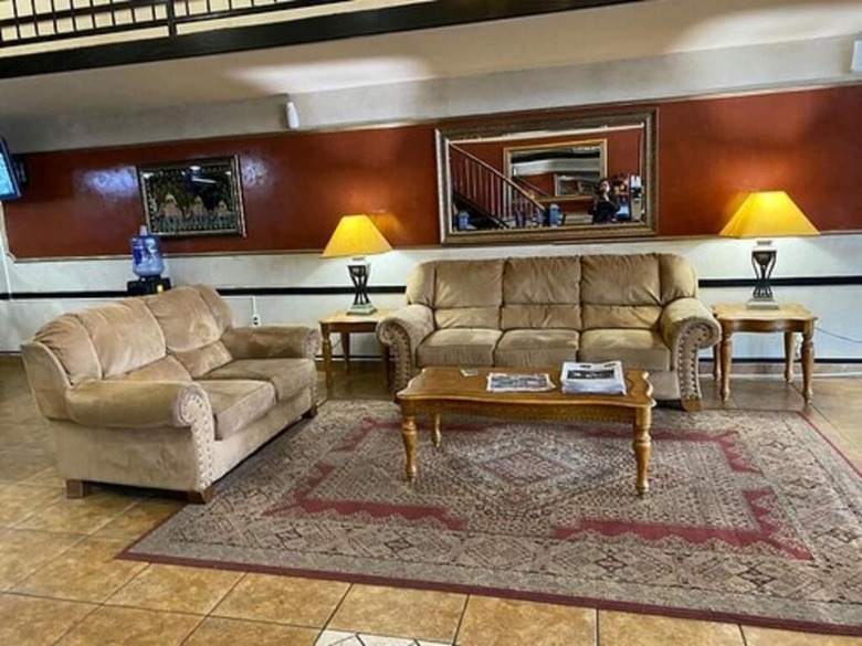 Hotel Old Hickory Inn Jackson