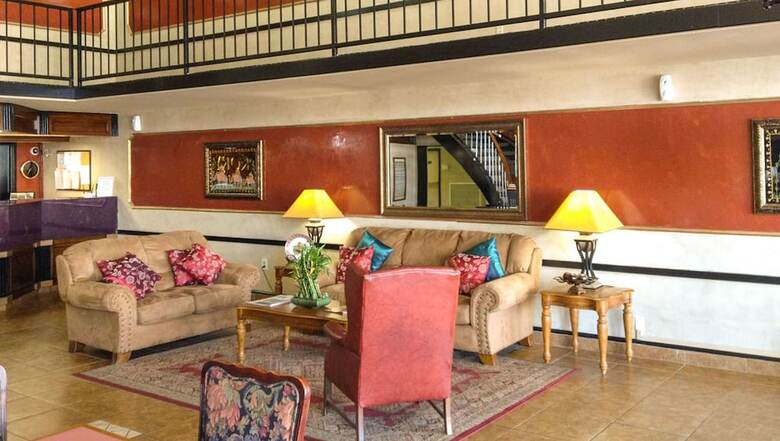 Hotel Old Hickory Inn Jackson