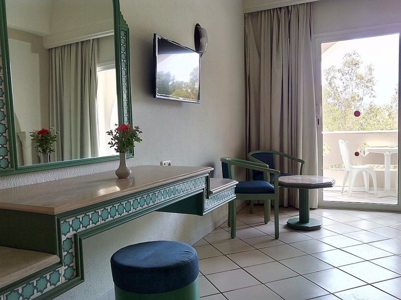 Posada Shell Beach Hotel & Spa