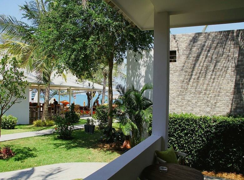 Hotel Sanae Beach Club