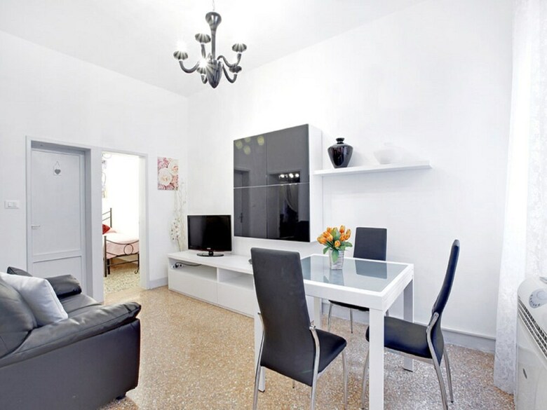 Grimaldi Apartments - Hermitage
