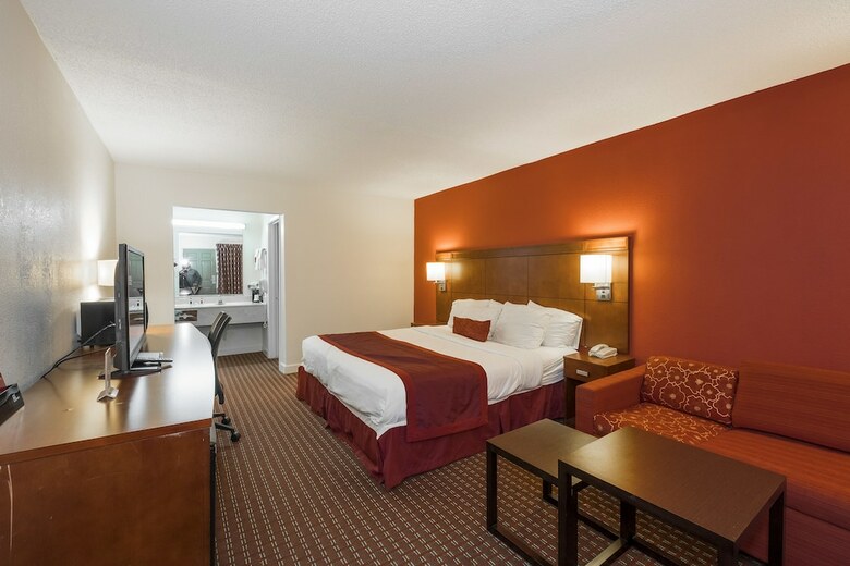 Hotel Ramada By Wyndham Walterboro