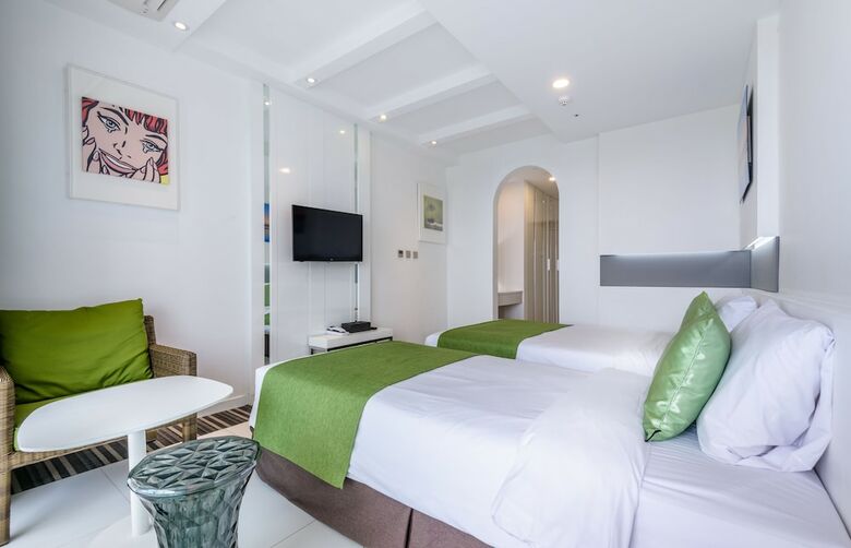 Aimi Jeju Beach Hotel