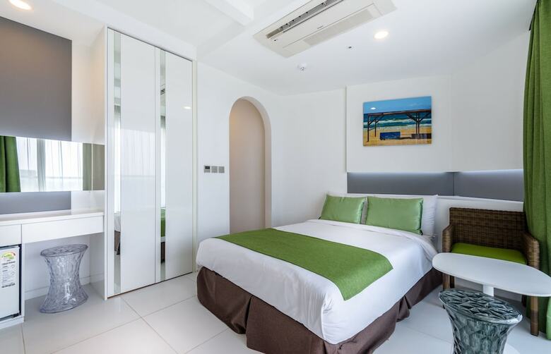 Aimi Jeju Beach Hotel