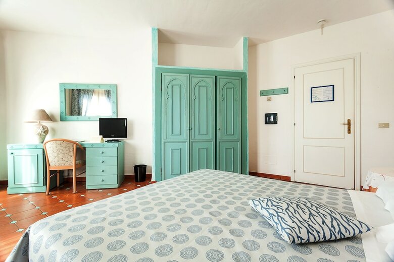 Hotel Stefania Boutique Hotel By The Beach