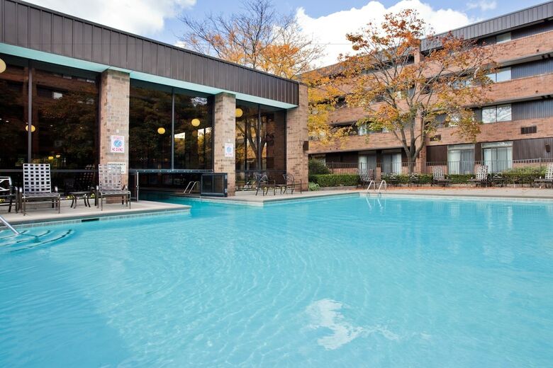 Hotel Crowne Plaza Grand Rapids - Airport