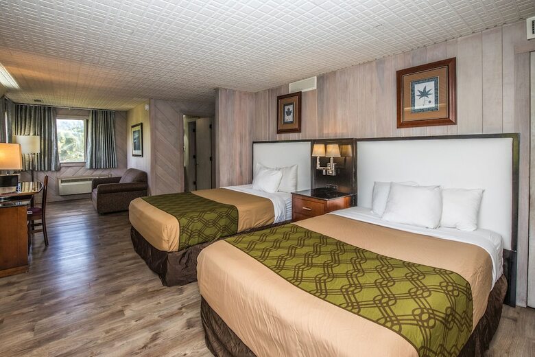 Hotel Chalet Inn