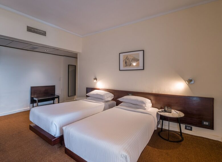 Hotel President