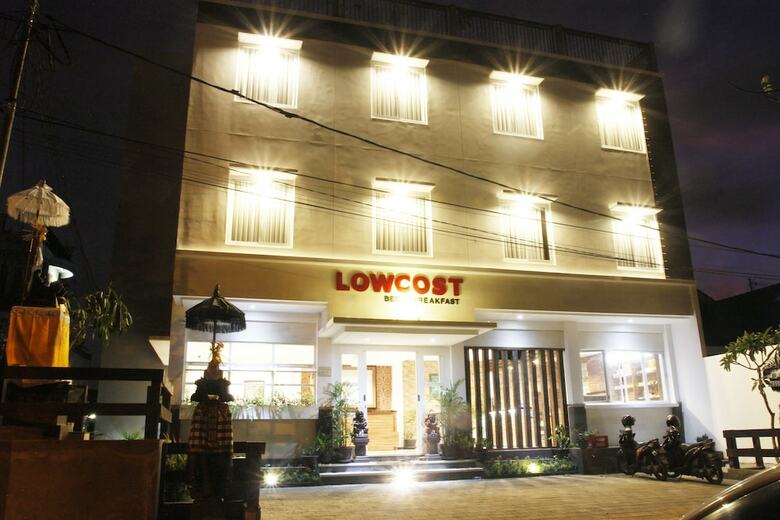 Hotel Lowcost Bed & Breakfast
