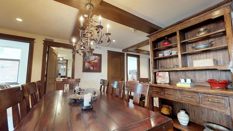 Plaza Lodge By Destination