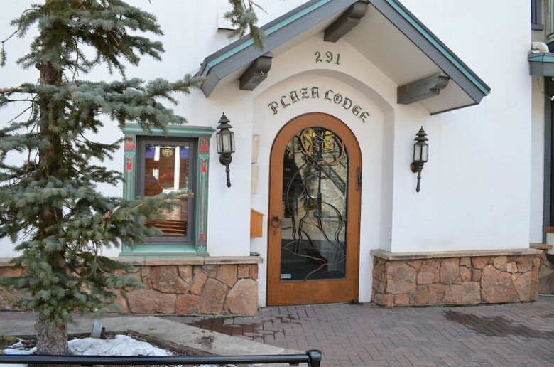 Plaza Lodge By Destination