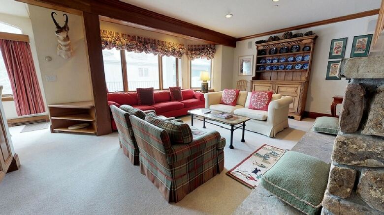 Plaza Lodge By Destination