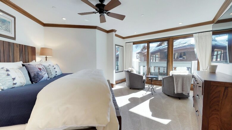 Plaza Lodge By Destination