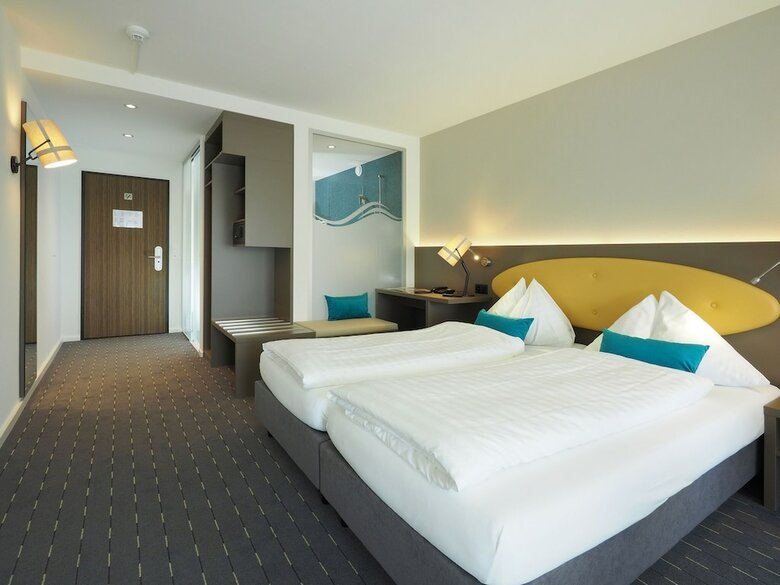 Hotel Holiday