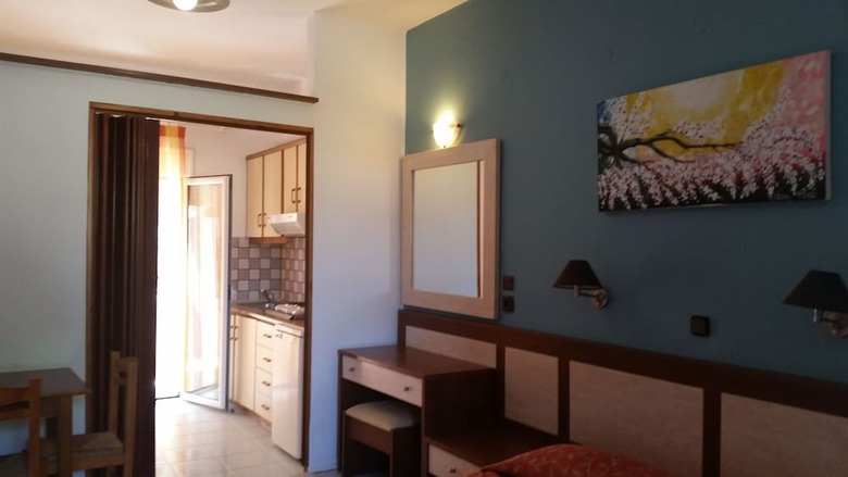 Troulis Apartments