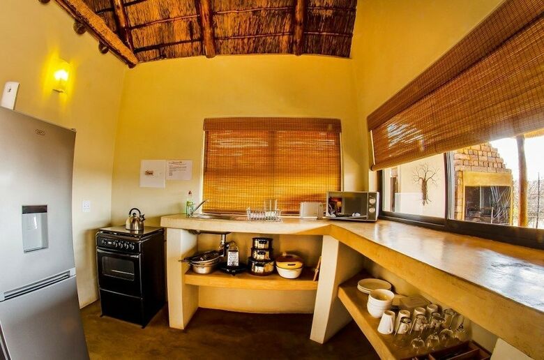 Posada Tshikwalo Game Lodge