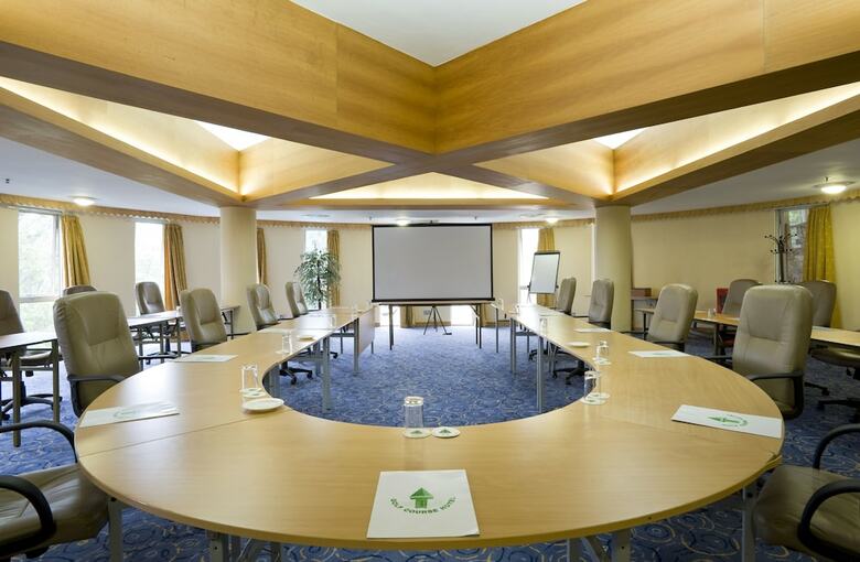 Golf Course Hotel
