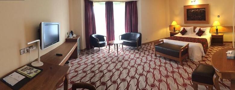 Golf Course Hotel