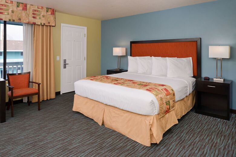 Hotel Bay View Inn