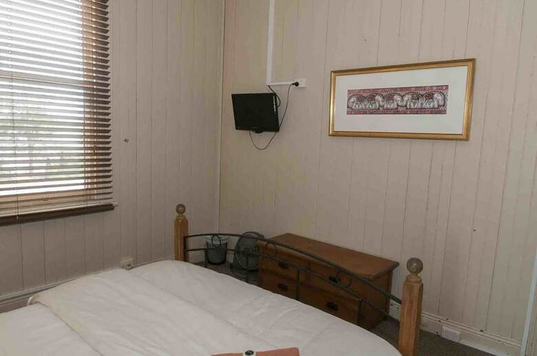 Ulmarra Hotel