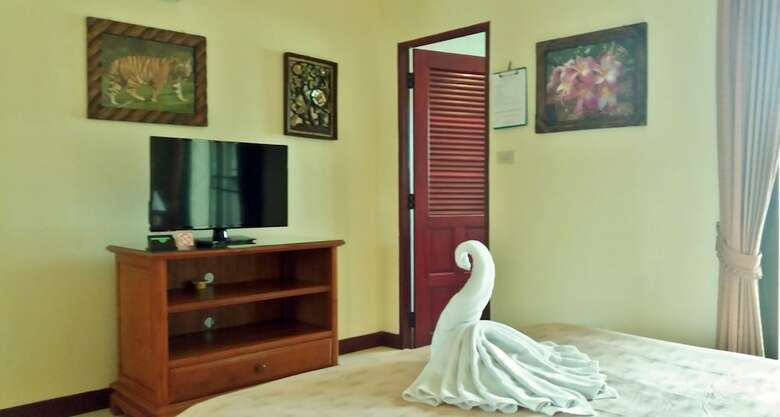 Villa Baan Chai Nam