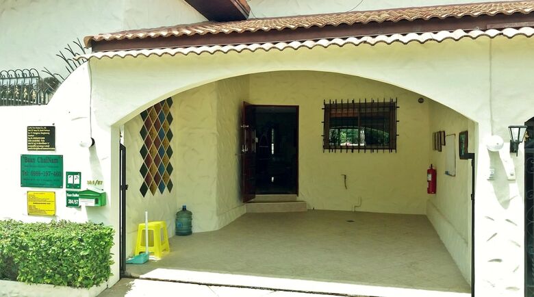 Villa Baan Chai Nam