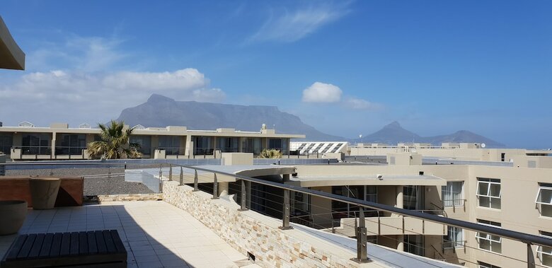 Lagoon Beach Hotel & Spa