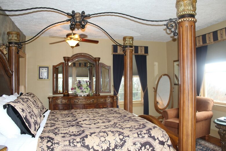 Bed & Breakfast Echo Mountain Inn