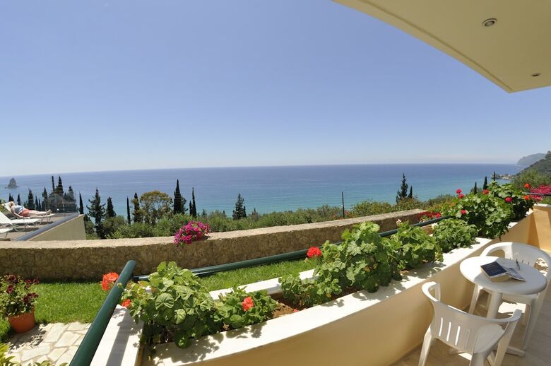 Pelagos Apartments