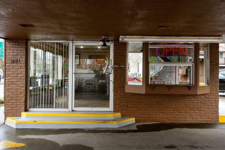 Palms Motel