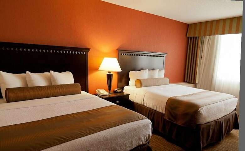 Hotel Ramada By Wyndham East Syracuse Carrier Circle