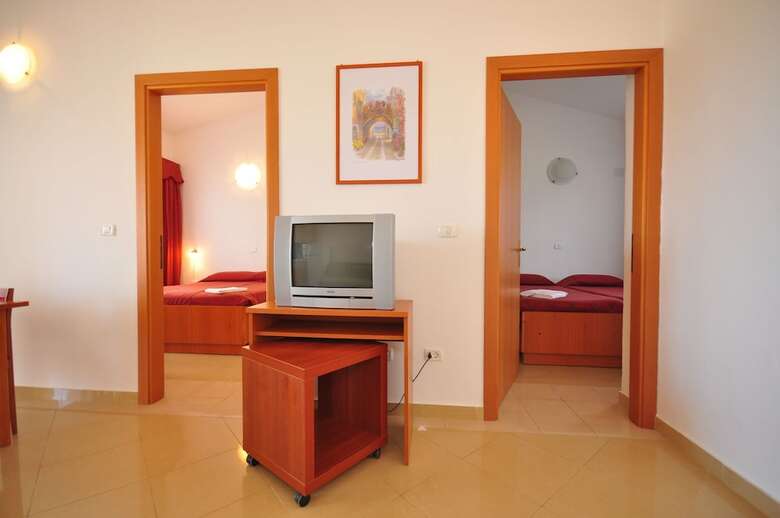 Aparthotel Apartments Kazela