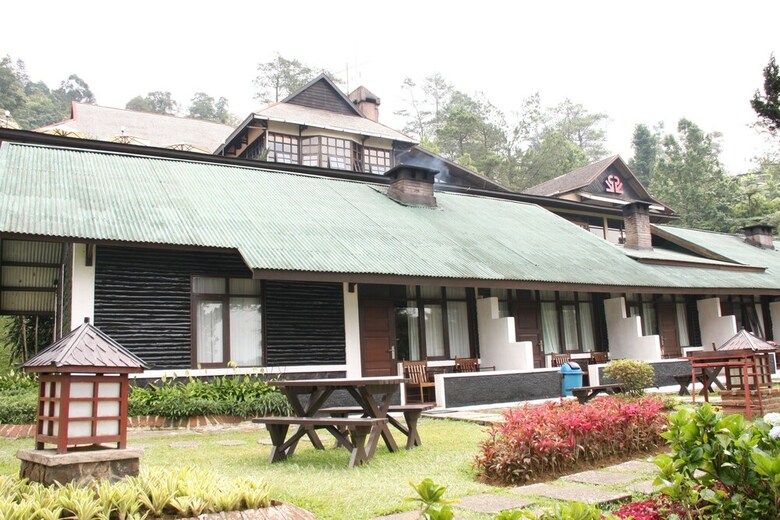 Hotel Puncak Pass Resort