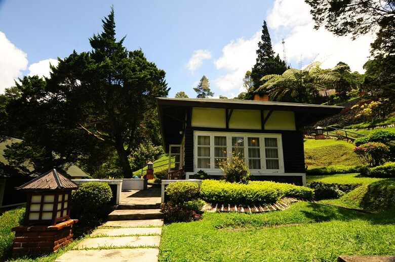 Hotel Puncak Pass Resort
