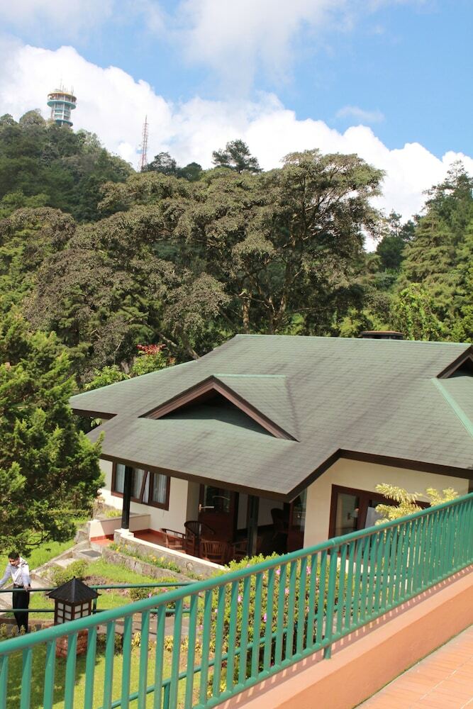 Hotel Puncak Pass Resort