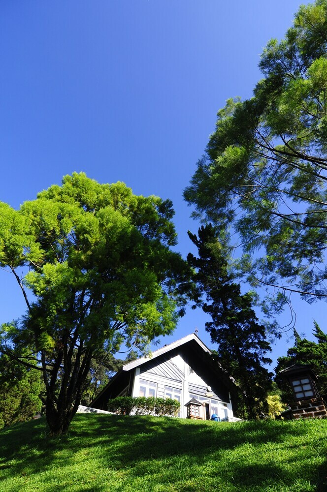 Hotel Puncak Pass Resort