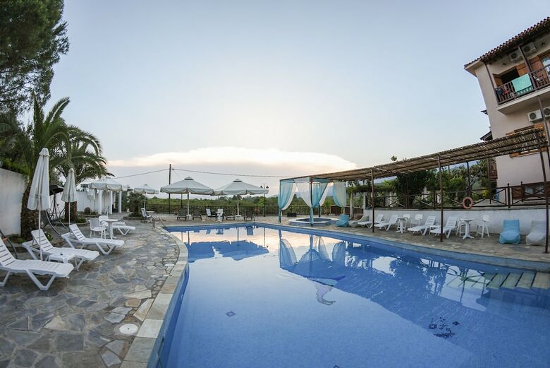 Hotel Seralis